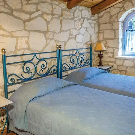 Villa Nefeli *
